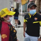 Hinchas no pudieron ver al Kun.