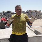 Carlos Lucas, de 52 años, fue el 'candado' del Milán para conseguir el título de segunda categoría en la liga La Biloxi.