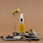 Este producto hace maravillas en la cara y el pelo. Es un seborregulador capilar que además mejora el acné.