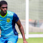 Garis Mina, de 19 años, es uno de los centrales de la Tri