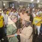 A su llegada se encontró con otros aspirantes a candidaturas de su mismo partido político.