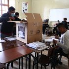 Con un 46,71 % de las actas procesadas, el "No" va por delante con un 53,8 % frente al 46,15 % del "Sí".