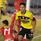 El emblemático jugador del Ídolo reveló que el presidente del club le abrió las puertas de la institución para seguir ligado a la entidad.