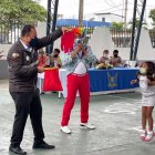 Freddi David Bonilla Ferrín, el Mago Bonilla, como lo llamaban, tenía una activa cercanía con los niños de diferentes barrios.
