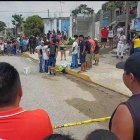 Rafael Villaprado quedó ‘tieso’ al filo de la acera.