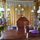 El féretro fue llevado a la comunidad de Dureno.