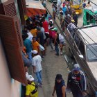 Las víctimas tenían heridas de proyectiles en sus tórax, espaldas y brazos, hasta el momento luchan por su vida en el centro de Salud de esta localidad.