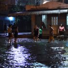 Varias zonas de Guayaquil se repletaron de agua.