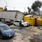 Un choque múltiple entre una decena de vehículos se registró en la avenida Simón Bolívar, el viernes 10 de marzo de 2023.