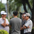 Familiares de  Alberto Caicedo llegaron a la morgue para retirar su cadáver.