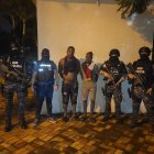 En el lugar del cautiverio fueron detenidas dos personas.