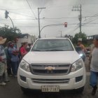 El hombre fue asesinado con varios disparos dentro de su auto.