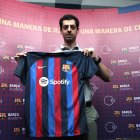 Pau López se encuentra en el país para llevar a cabo un campamento del Barça, en Quito, a inicios de julio.