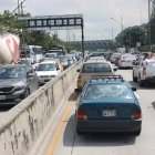 Un accidente de tránsito ocasionó atascamientos en Vía a la Costa.