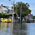 Lluvia en El Oro deja calles inundadas.