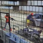 Un video de seguridad captó el momento del doble crimen en Huaquillas.