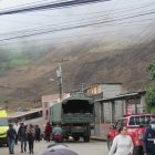 En la zona del desastre en el cantón Alausí se han recuperado sin vida a unas 30 personas.