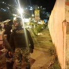La Policía identificó cuatro vainas percutidas en la escena del crimen.