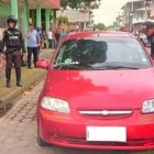 En este vehículo se movilizaban dos hombres y una mujer. Los tres murieron.