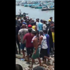 En redes sociales, ciudadanos denunciaron el hecho que habría dejado dos pescadores asesinados.