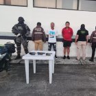 Entre los primeros capturados por el masivo ataque están alias Chango y otro sujeto. Ambos fueron llevados a audiencia.