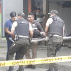 El ataque mortal ocurrió en locales comerciales que están ubicados frente al centro carcelario. Dueños de estos negocios están con temor.