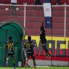 Toda la alegría de los auquita y su goleador Jhon Cifuente por los aires, volvieron a ganar, ahora Técnico Universitario se quedó sin puntos.