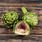 Por sus propiedades nutricionales y por su bajo aporte calórico, favorece el tránsito intestinal.