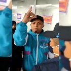 Un hombre asegura ser líder de la organización criminal Los Lobos durante un intento de registro.