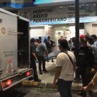 La víctima fue llevada a una casa de salud, sin embargo las heridas comprometieron órganos vitales y falleció.