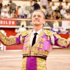 A Guillermo Albán le fue bien en la plaza de toros de Aguascalientes, a pesar de que vivió momentos fuertes.