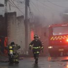 Se reportó un incendio en una bodega de la Carlos Julio Arosemena.