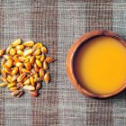 Esta bebida era consumida por los incas. Actualmente se la usa para adobar carnes e incluso pescados.