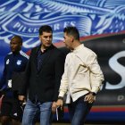 Ismael Rescalvo (c) dirigió a Emelec entre 2019 y 2022.