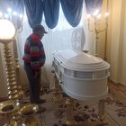 Vecinos se solidarizaron con los progenitores de la víctima.