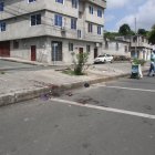 En el sector de Valle de los Geranios, trabajadores de aseo limpiaban la zona en donde ocurrió el ataque armado.