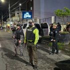 La policía realizó operativos y activó chats para dar con los sospechosos.