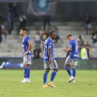 Emelec está sin rumbo. Así lo reflejan Miller Bolaños (c.), Leguizamón y García.