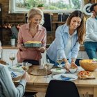 Colabora mientras te sea posible.