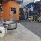 En un restaurante del Barrio Cuba se armó la balacera.