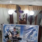 Con música, armas, petardos y llanto enterraron al 'Comandante'.