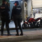 La Policía llegó al lugar para realizar las investigaciones del caso.