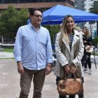 Villavicencio y González en la acpetación de su precandidatura presidencial para los comicios de agosto.