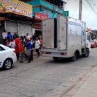 Un cuerpo sin cabeza fue hallado en un basurero del barrio Puerto Limón, en Esmeraldas.