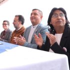 María Hernández, el día de su posesión acompañada de Pabel Muñoz