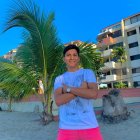 La víctima se encontraba en el establecimiento comercial cuando los asaltantes llegaron.