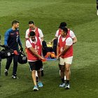 Piero Hincapié fue sustituido en el amistoso contra Bolivia por un dolor en su pie derecho.