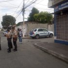 La Policía se ha hecho presente en el sitio de la balacera.