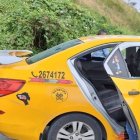 Esposos y el chofer quedaron muertos en el taxi. El niño falleció horas después.