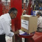 Hasta las 13:00 de este jueves, los 21 socios de la Asociación de Arrendatarios y Propietarios del barrio Salinas ejercieron su derecho al voto con normalidad.